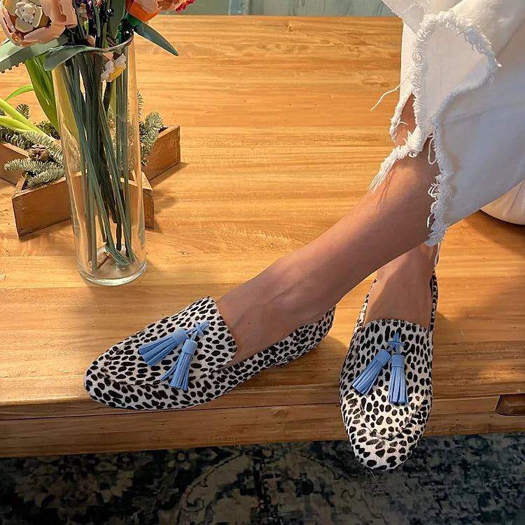 Marisol | Mocasín de Lunares con Borlas