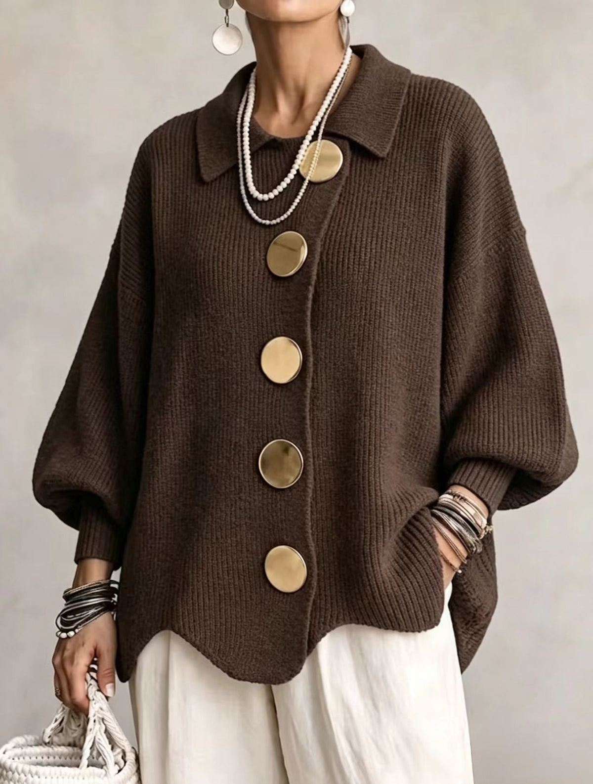 Victoria | Cárdigan Oversize con Grandes Botones Dorados