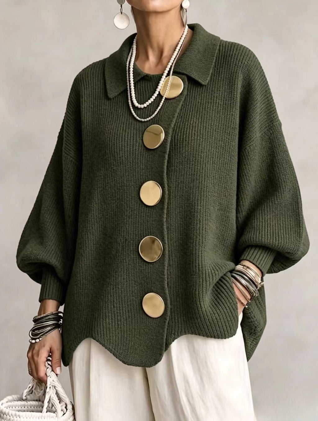 Victoria | Cárdigan Oversize con Grandes Botones Dorados