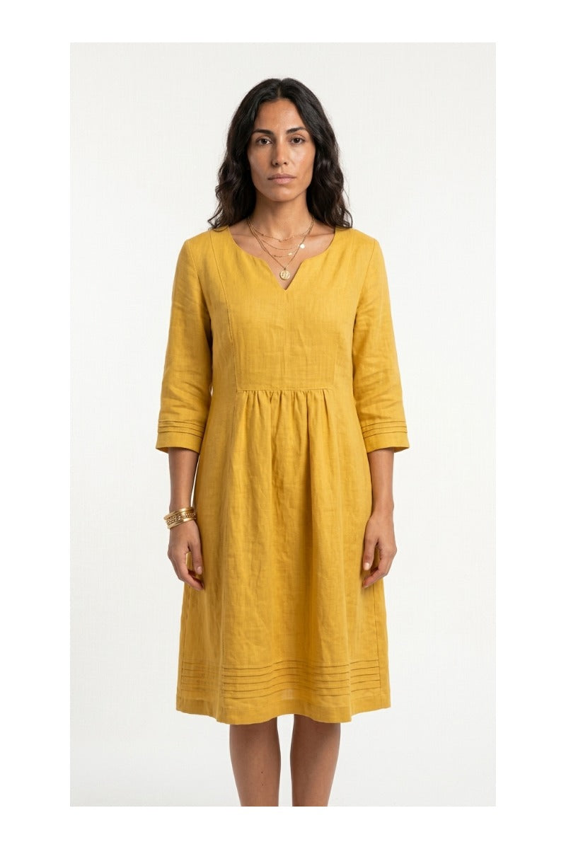 Vestido informal con cuello en V