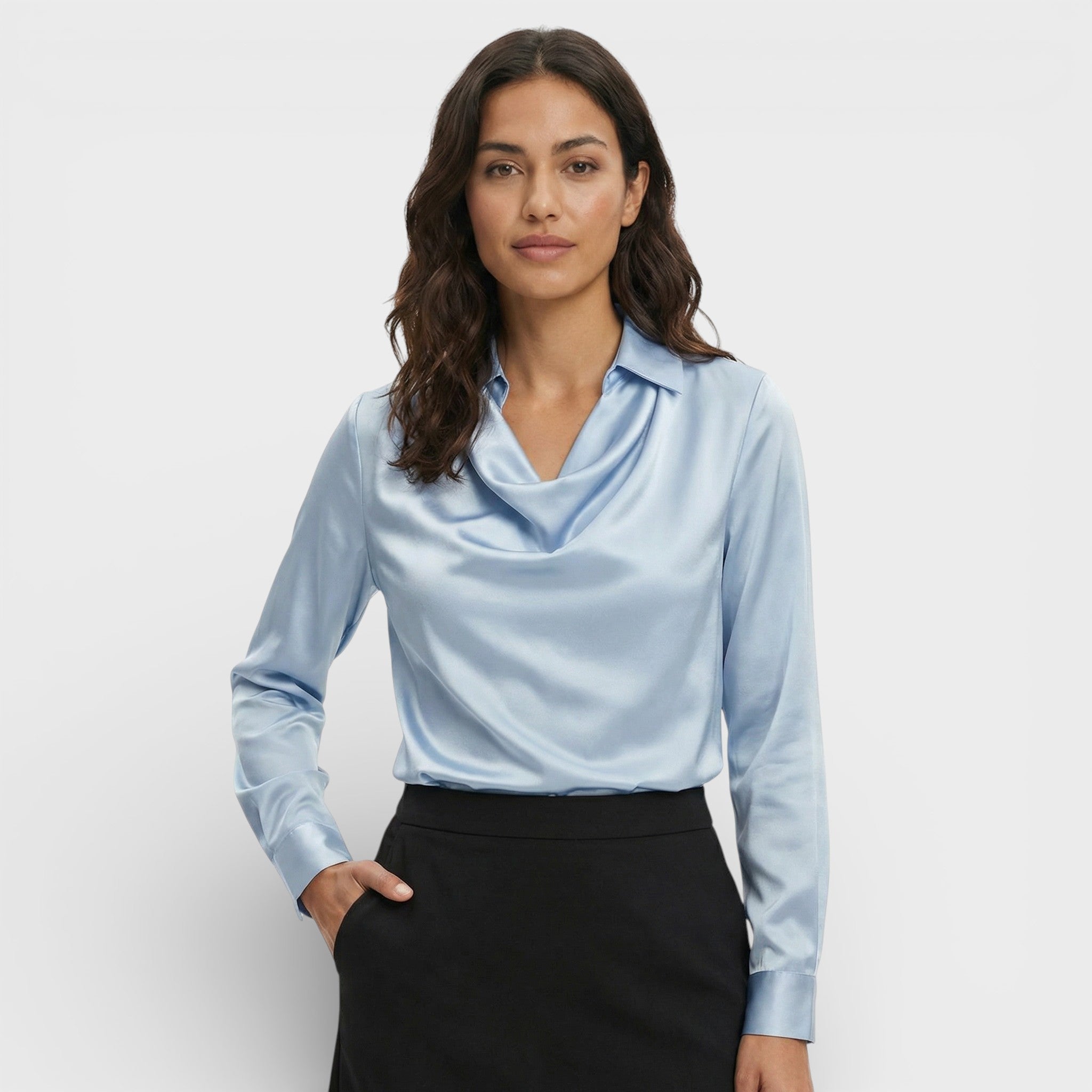 Blusa Satinada Cuello Drapeado Mujer